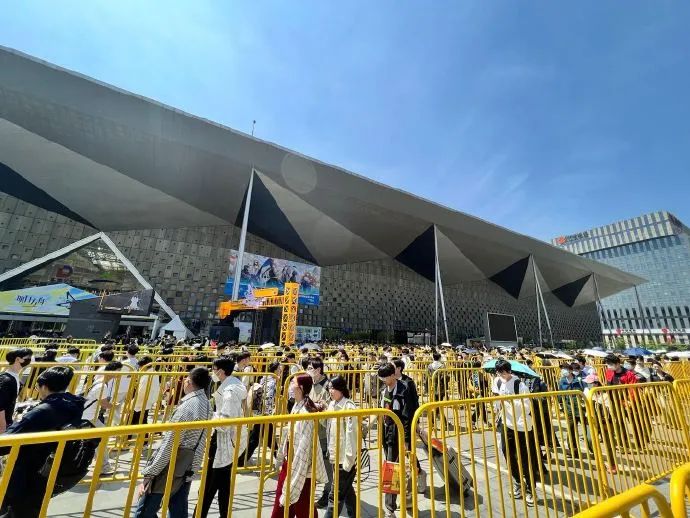 明日方舟嘉年华，让二次元走出家门