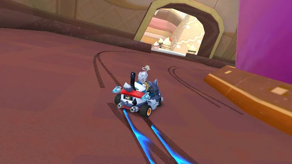 烧钱抢赛道，出动两大王牌，腾讯网易不忍了！