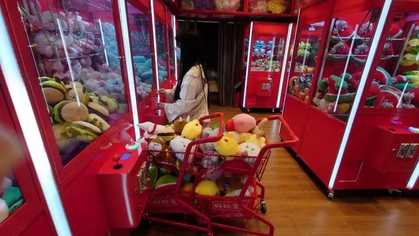 曾被字节代理，公测光速去世，这款二次元游戏在街机上神奇重生了